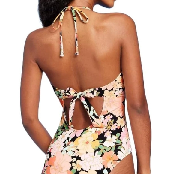 Women's Halter Keyhole Bandeau One Piece Swimsuit - Picture 3 of 4